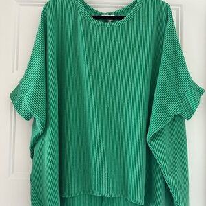 ANDREE BY UNIT Green Dolman Sleeve Oversized Blouse